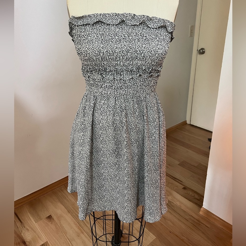 Sienna Sky Medium Leopard Animal Print Strapless Dress